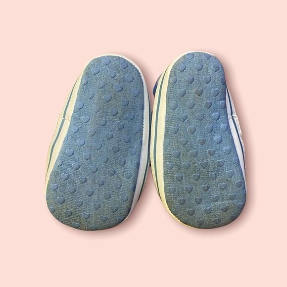 𝅺3/$15 Baby Girl Shoes - Picture 6 of 7